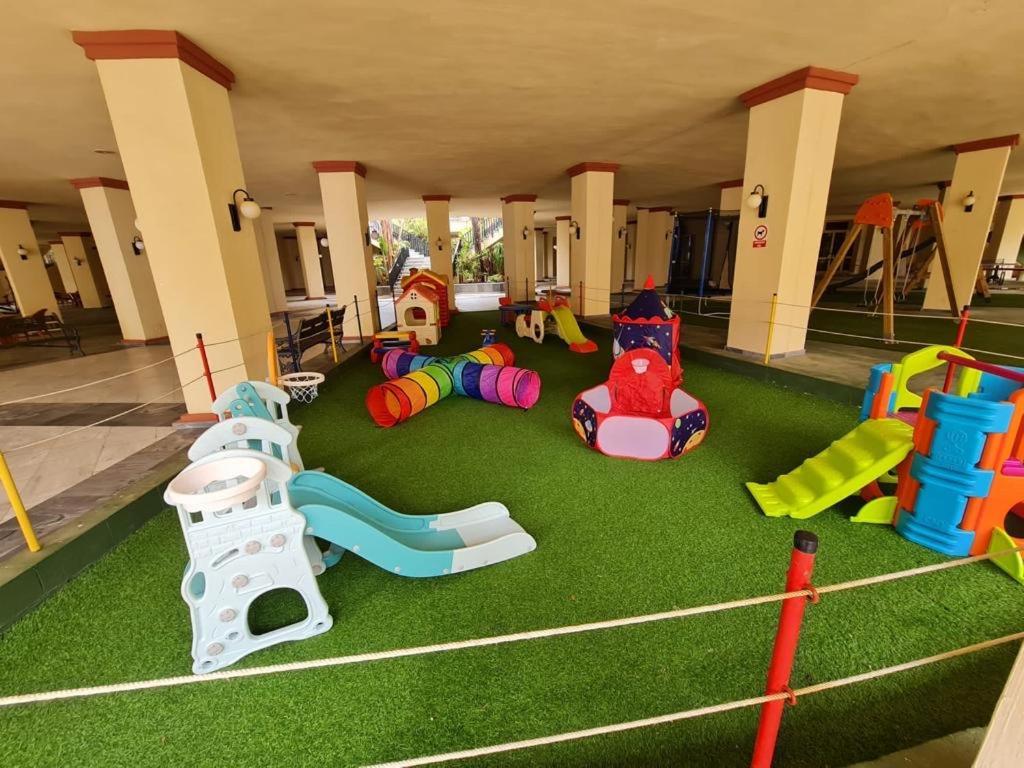 Apartamento Romana Playa Marbella Esterno foto